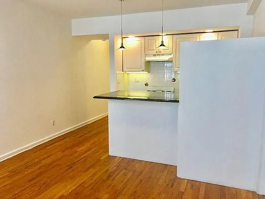 Rented by Zumper Inc | media 9