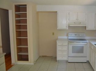 1464 Dunbar Hill Rd, Hamden, CT 06514