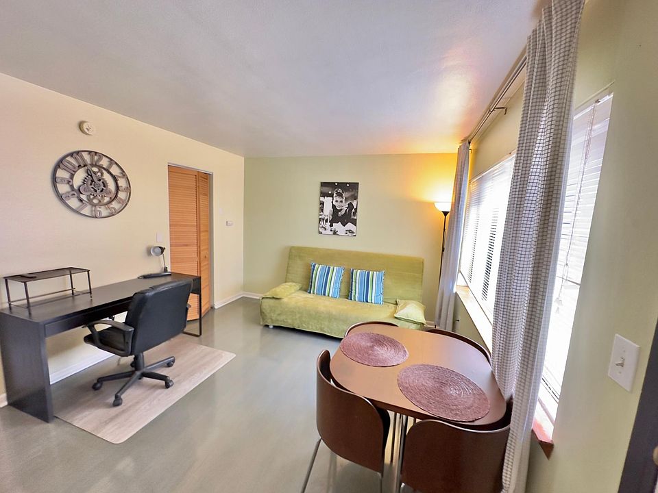 1st image of 4145 11th Ave NE APT 19
