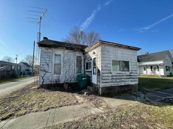 352 W Cumberland St, Camden, IN 46917