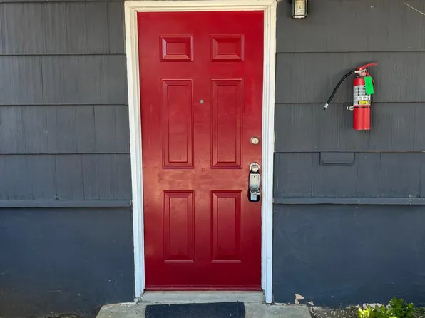 (undisclosed Address), Escondido, CA 92025