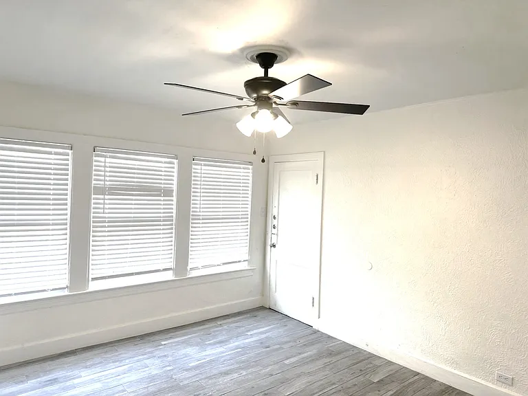 4217 Wycliff Ave #1BDUF — Photo 8