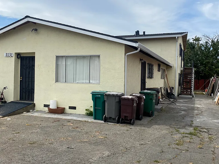 1131 88th Ave #C — Photo 2
