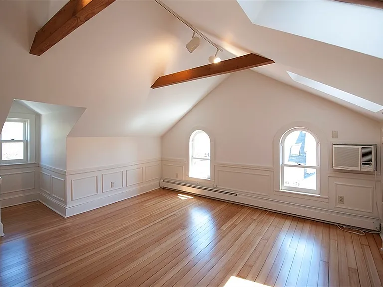 153 Watson Rd — Photo 15