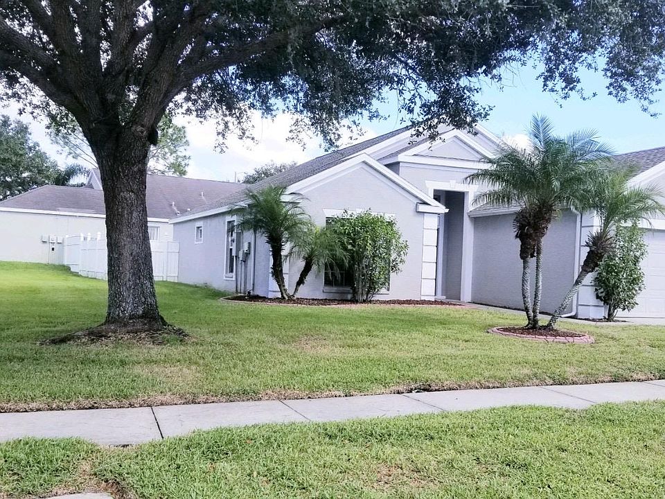 1st image of 18139 Leafwood Cir