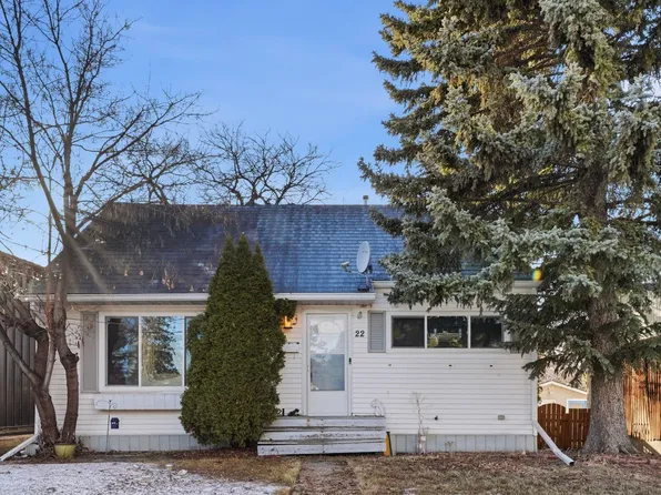 10922 117th St NW, Edmonton, AB T5H 3N6