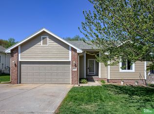12512 S 218th St, Gretna, NE 68028