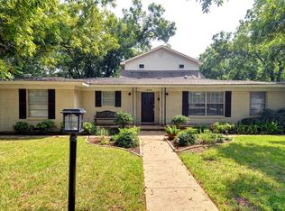 1608 Larkspur Dr, Arlington, TX 76013