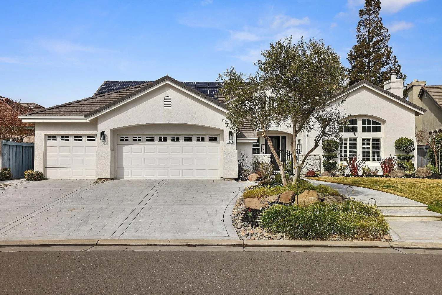 4149 Pebble Beach Dr photo 1