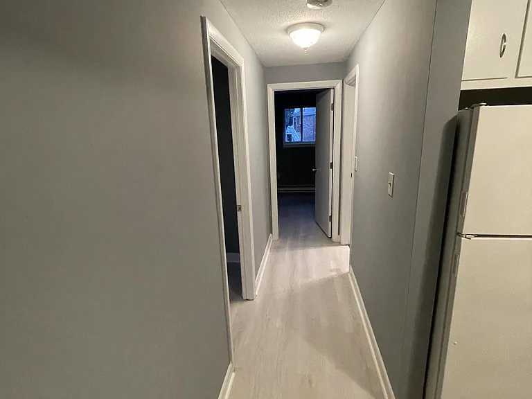 23 Fountain Ln — Photo 3
