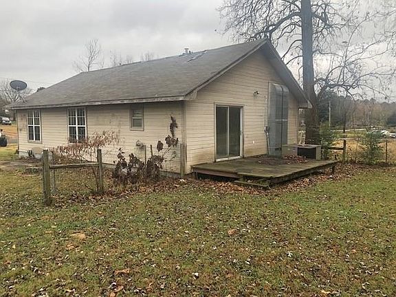 3rd image of 502 E 4th St