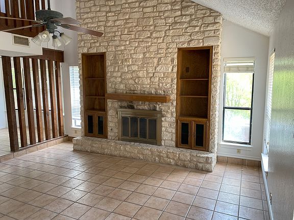 2nd image of 500 Old West Dr #A