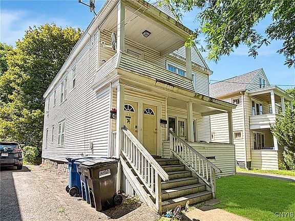 2nd image of 206 Hubbell Ave #8