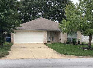 1607 Emily Ln, Kilgore, TX 75662