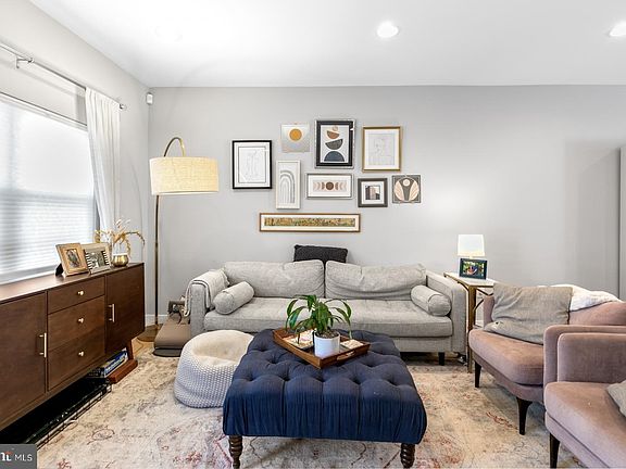 3rd image of 1726 Latona St