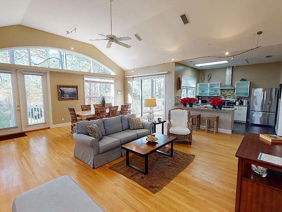 3rd image of 1601 Gannet Ct