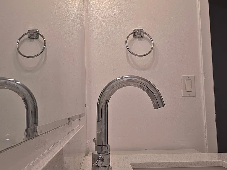 11260 College Ave — Photo 58