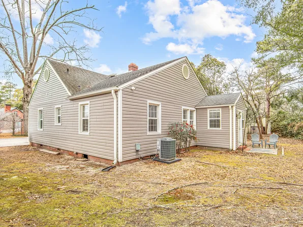 606 Poole Dr, Fayetteville, NC 28303