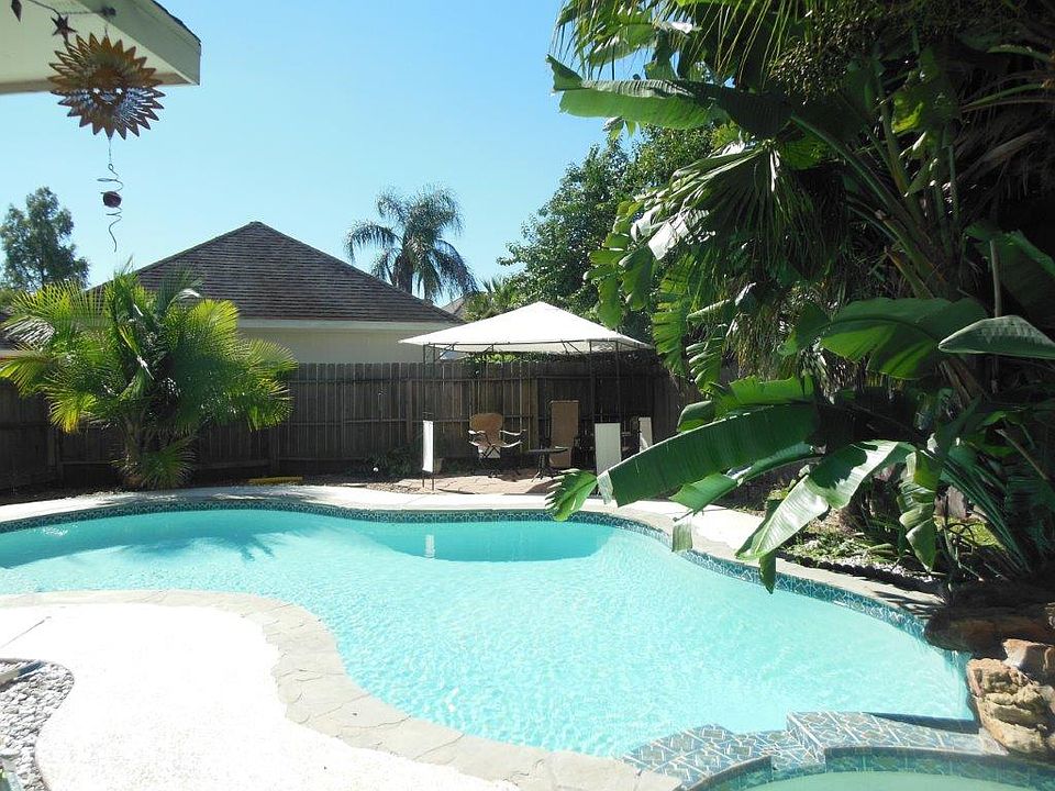 1st image of 2105 Crossbay Ct