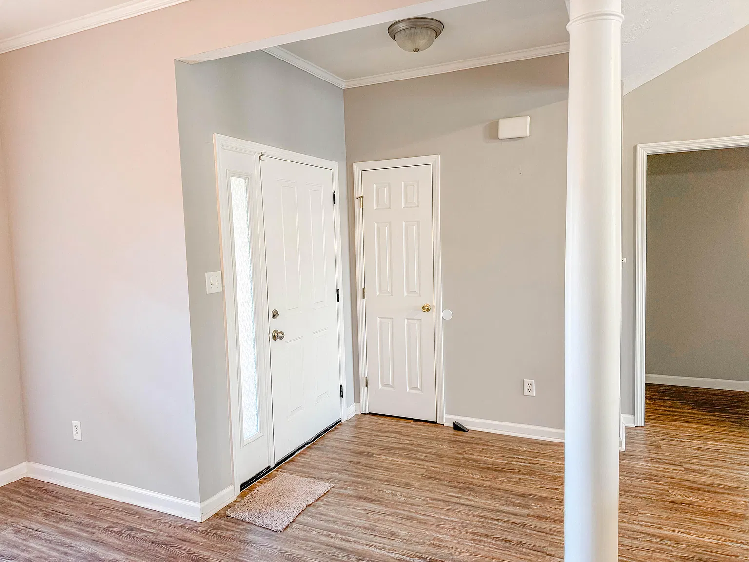 4 bed, 2.0 bath, 1790 sqft, $2,000 — Photo 2