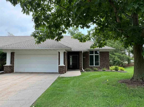 502 Larch Ln, Iowa City, IA 52245