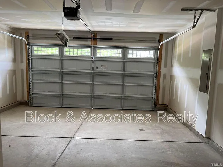 248 Streamliner Blvd — Photo 20