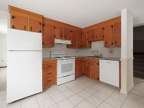 Kitchen (similar unit)