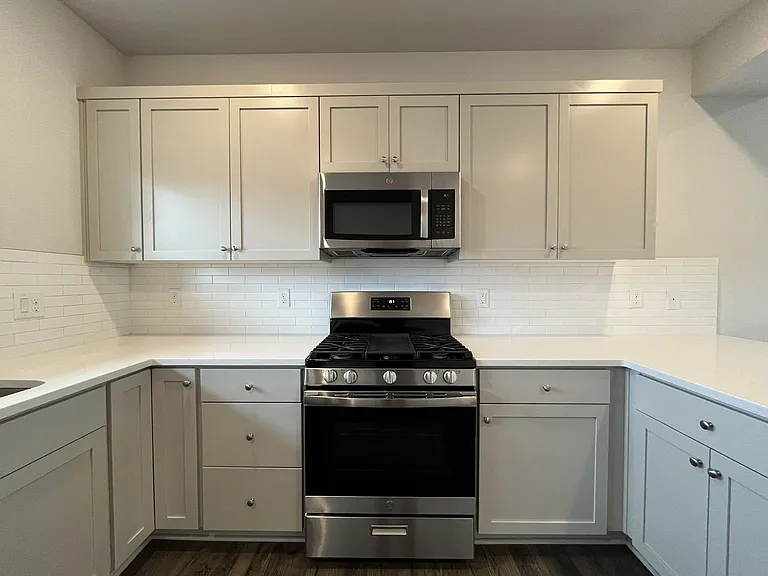 12949 SW Meadbrook Ln — Photo 11
