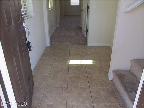 3rd image of 122 Forest Crossing Ct