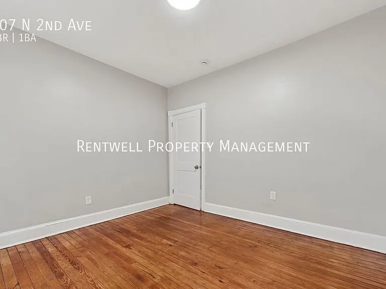 107 E 2nd Ave — Photo 9