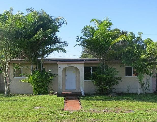1st image of 3360 NW 212th St