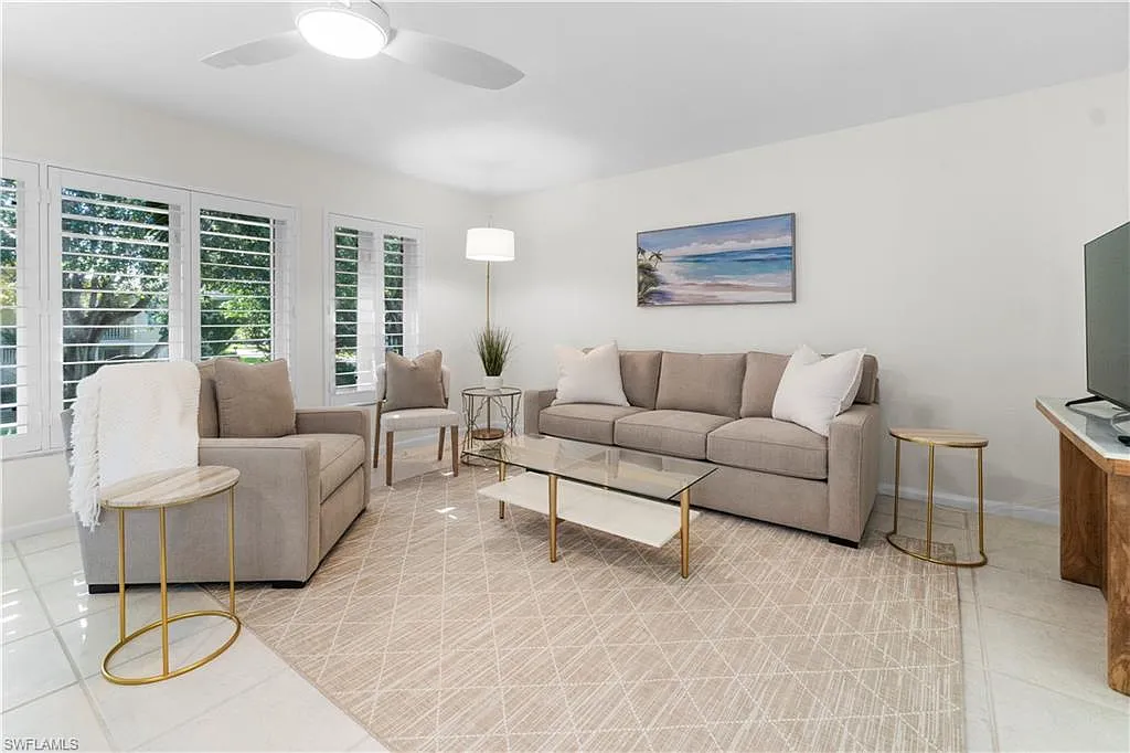 2 bed, 2.0 bath, 1058 sqft, $9,000 — Photo 4