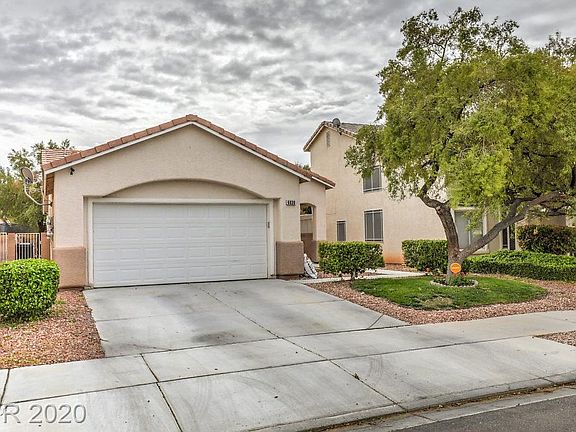 3rd image of 6030 Highland Gardens Dr