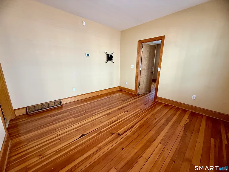112 Belden St #1W — Photo 11