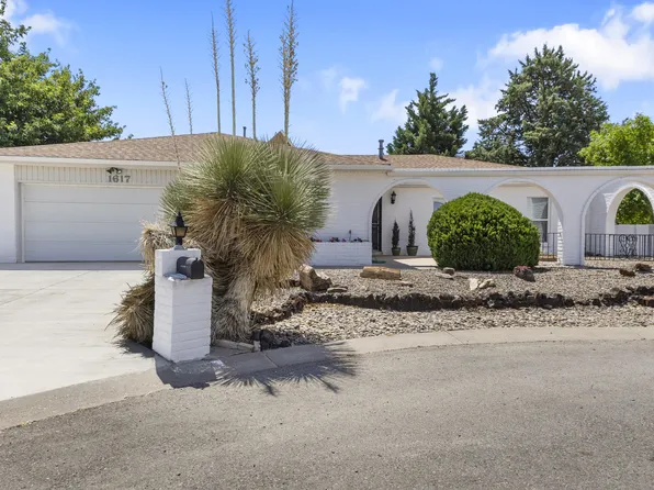 1617 Boros Ct, Rio Communities, NM 87002