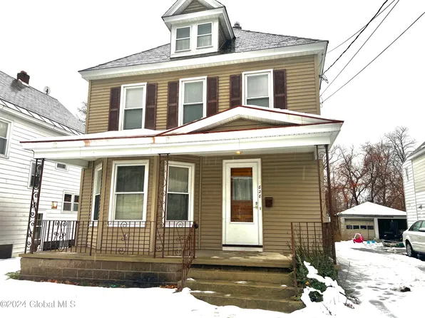 826 Thompson Street, Schenectady, NY 12306