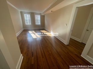 8 Short St #3, Brookline, MA 02446