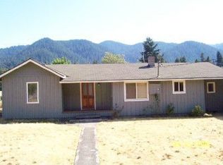 48122 E 1st St, Oakridge, OR 97463