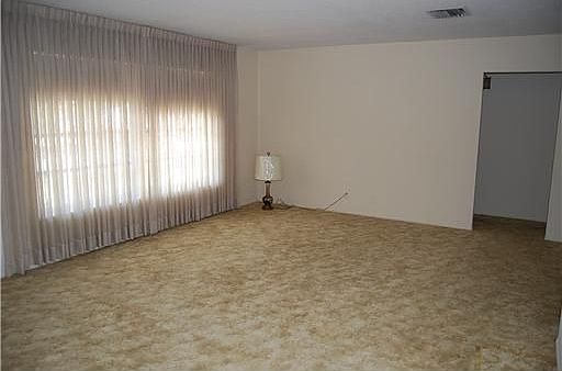 2nd image of 6710 NW 60th St