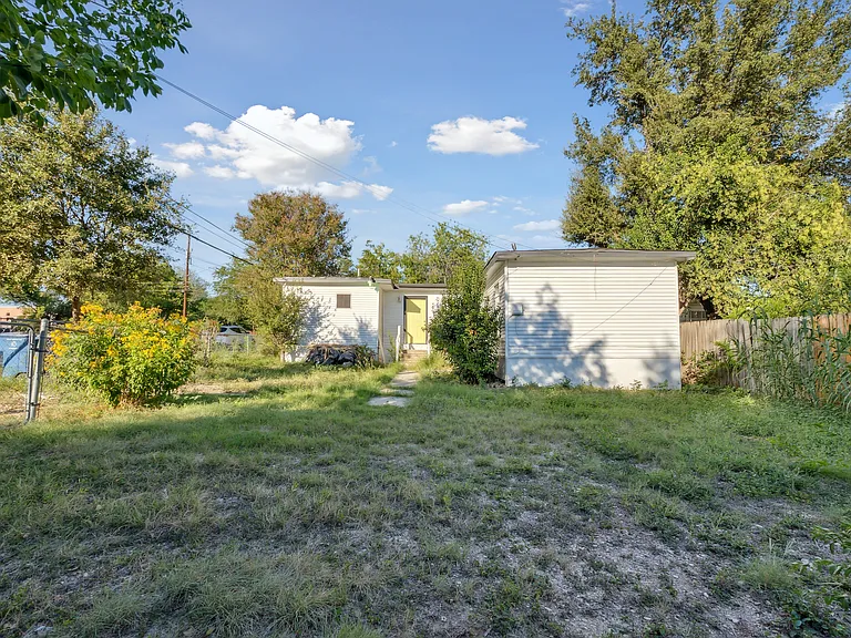 843 Zachry Dr — Photo 34