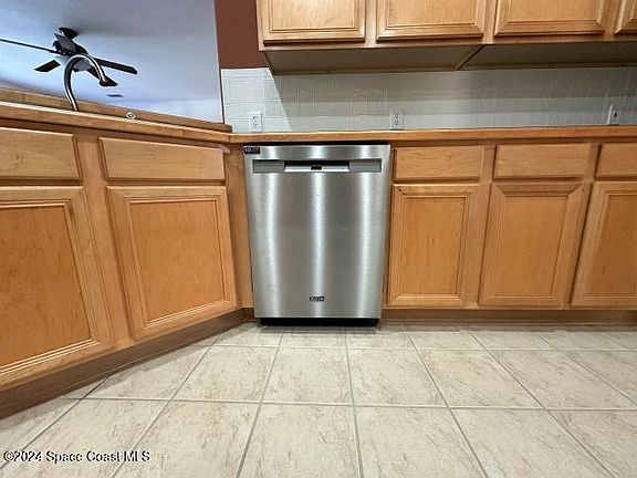 4th image of 5255 Creekwood Dr