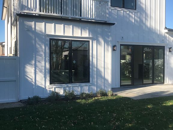 5th image of 12936 Admiral Ave