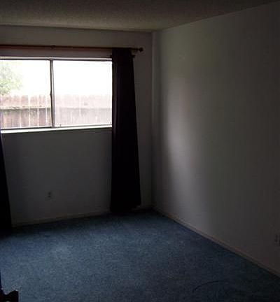 5th image of 9019 Polly Ave