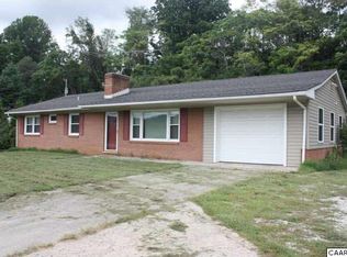 1817 Rockfish Valley Hwy, Nellysford, VA 22958