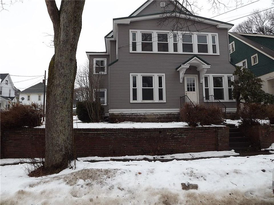 1st image of 167 Thayer St