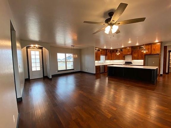 4th image of 12215 NE Caribou Ct