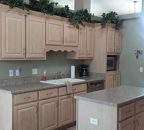 4th image of 6952 Brighton Oaks Blvd