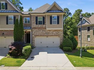 7670 Glisten Ave, Sandy Springs, GA 30328