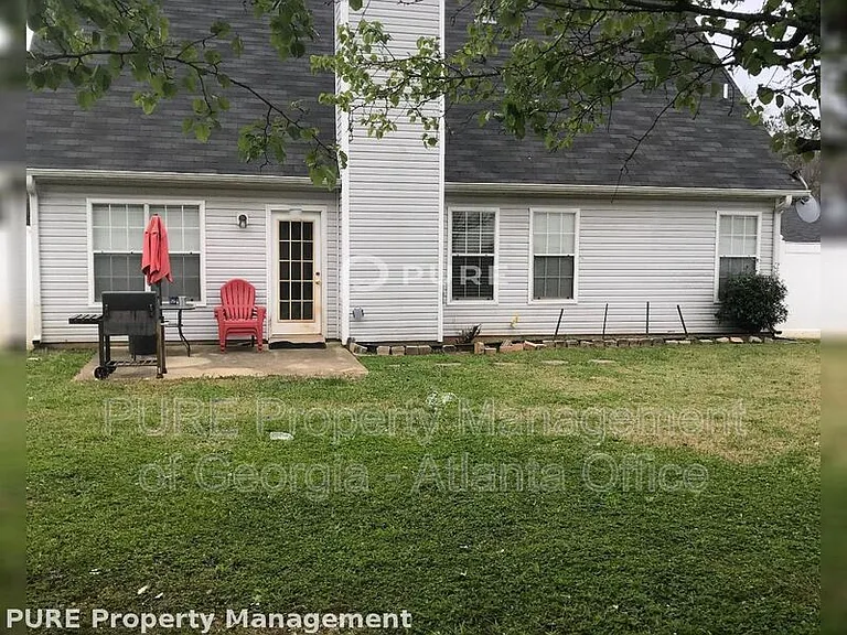333 Summer Hill Cir — Photo 3