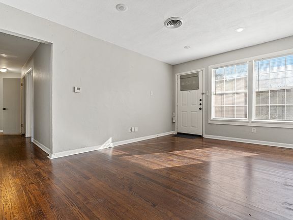 5th image of 1311 W Lovers Ln